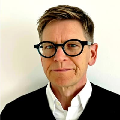 Mark Schweitzer-Pullar